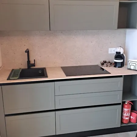 Il Porto E Di Casa 特拉尼