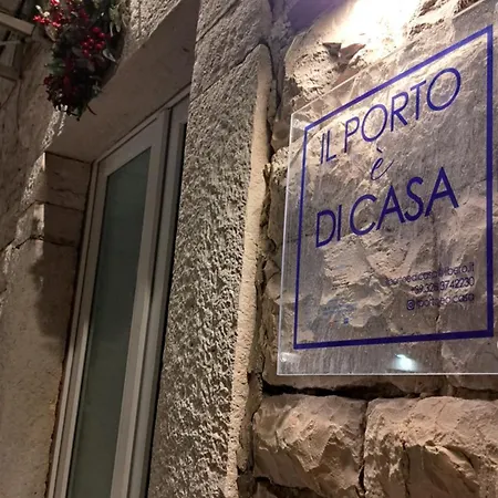 Il Porto E Di Casa