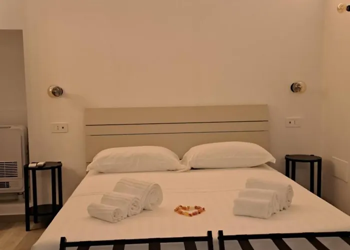 Il Porto E Di Casa Tatil Evi Trani